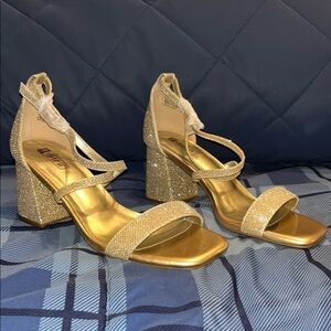 NEW Elegant Gold sparkling Strappy Block Heel Sandals